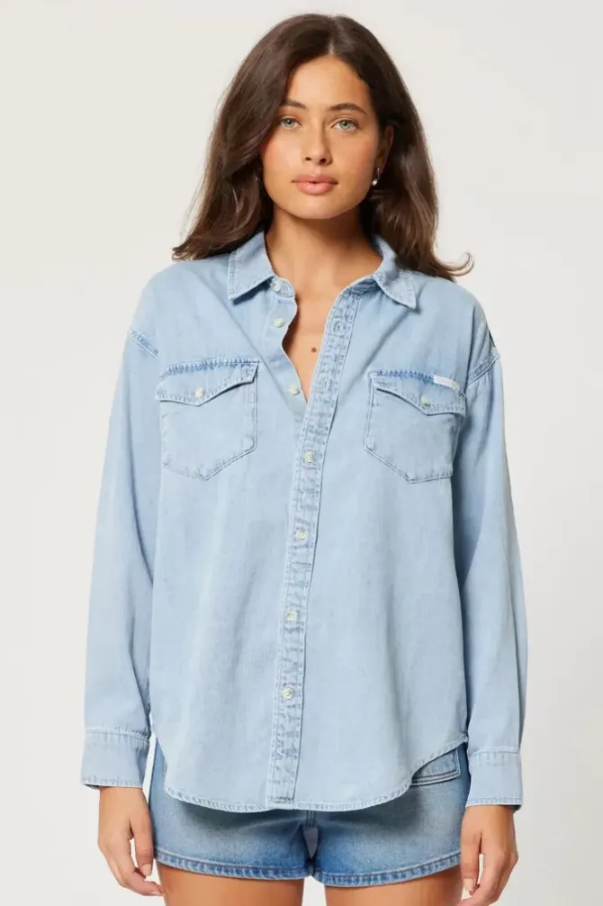 Rolla's Jeans Shirts|Denim>Classic Denim Shirt - California