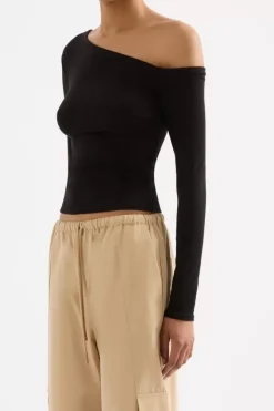 Nude Lucy Tops><noscript><img width=