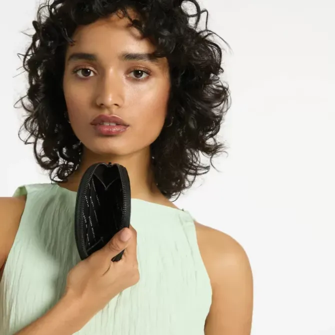 Status Anxiety Wallets>Lucid - Black