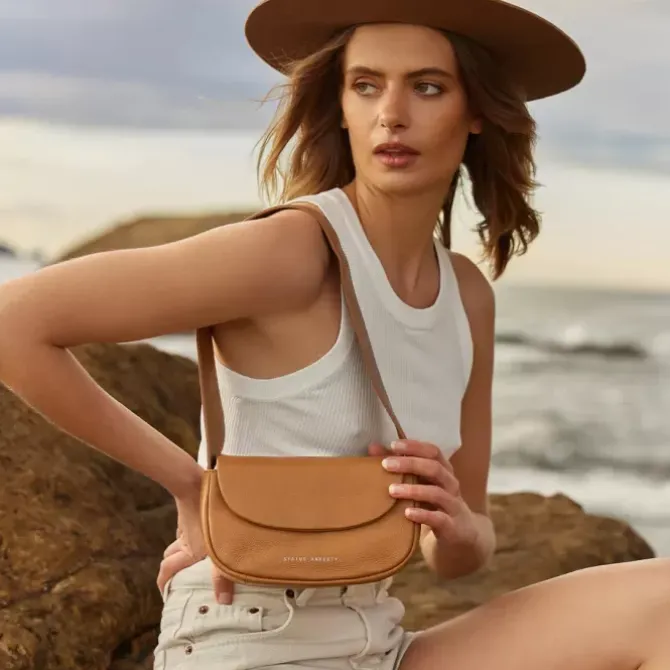 Status Anxiety Handbags>One Of These Days - Tan