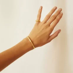 Arms of Eve Jewellery|Jewellery><noscript><img width=